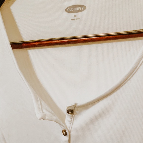 Like New White Ribbed Tee - Picture 2 of 3